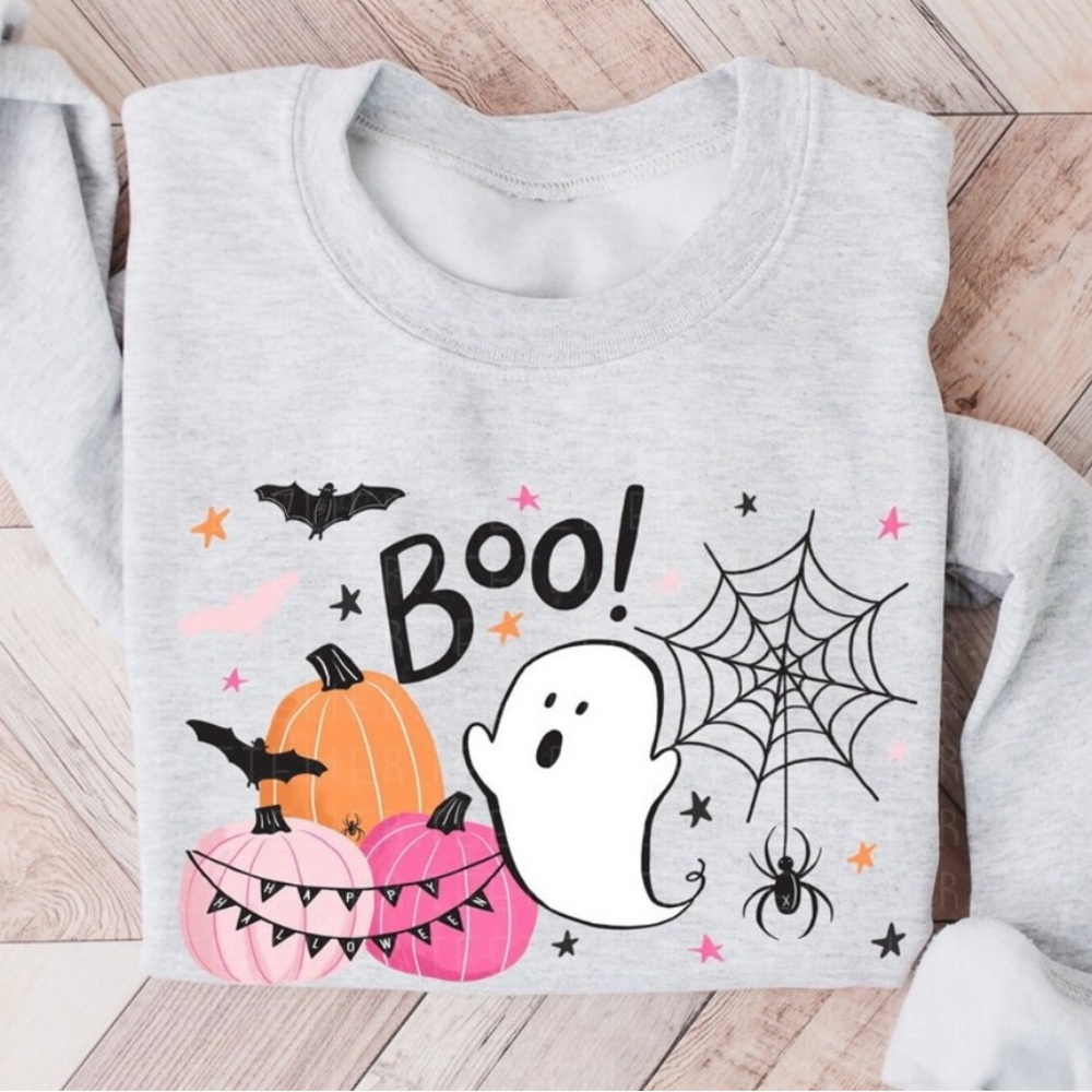 NWOT Halloween Graphic Sweatshirt